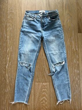 PacSun Light Blue Distressed Cropped Jeans